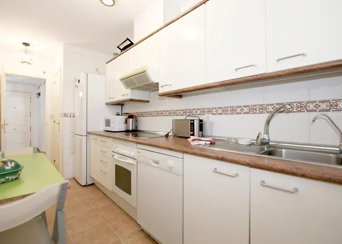 Port Monica Apartment *