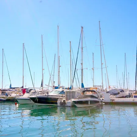 Apartment Port Monica *